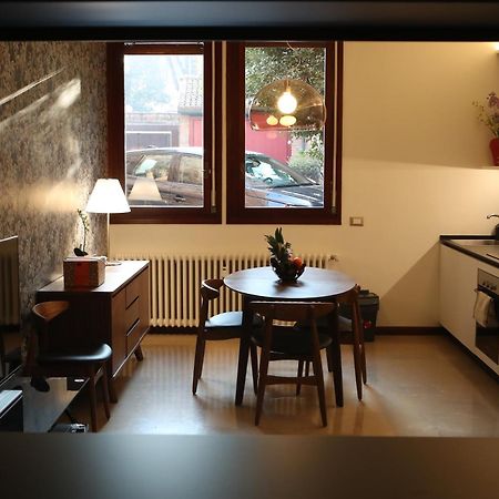 Ferienwohnung Casa Moderna Nel Centro Di Imola Exterior foto